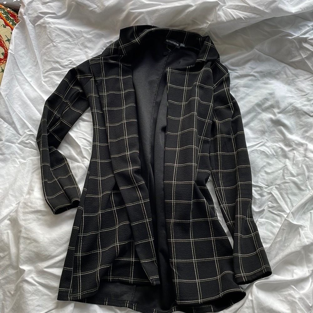 pretty little thing black and white plaid loose blazer